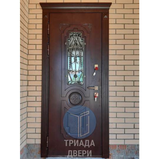 элитная металлическая дверь с отделкой мдф в загородный дом - фото 1